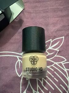 Studio HD Liquid Foundation Mini