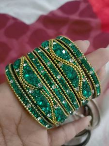 new Green &amp; Gold Bangle Set