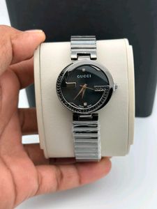 GUCCI PREMIUM QUALITY LADIES WATCH AT SALE