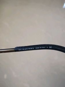Burberry Sunglass with cover 100% authentic