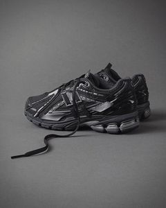 New Balance 1906R Black Sneakers