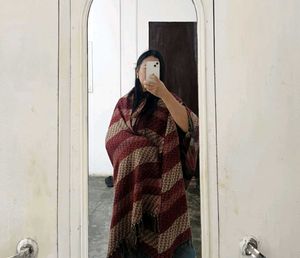 Stylish Striped Pattern shawl