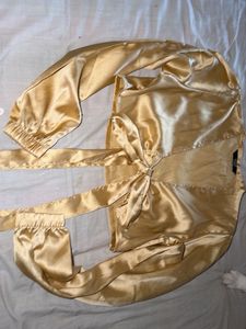 Chic Satin Tie-Front Crop Top
