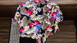 Floral Print Tie-Front Crop Top
