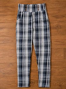 Chic Plaid High-Waisted Pants