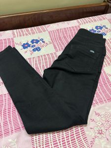 Classic Black Skinny Fit Jeans