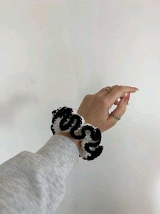 Chunky Crochet Flower Hair Scrunchie