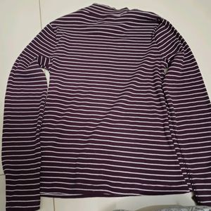 Unused Striped Stretchable Top