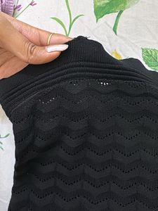 Chic Black Scalloped Knit Tank Top