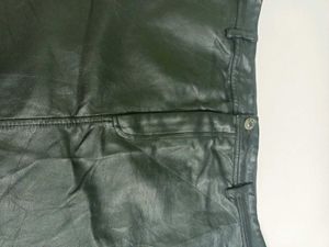Plus Size Black Faux Leather Mini SkirtnWaist 40"