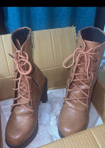 Stylish Brown Lace-Up Boots with Embellishments