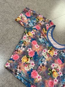 Vibrant Floral Print Blouse/Top