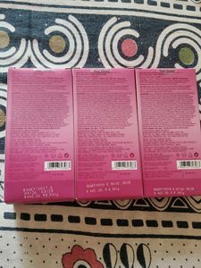 Dot &amp; Key Dragon Fruit Sunscreen SPF 50