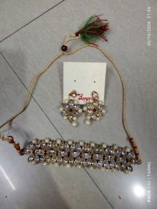 Elegant Kundan Choker Necklace Set