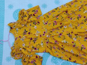 Women Yellow Round Neck Floral Printed Jumpsuit