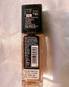 Maybelline Fit Me Matte+PorelessFoundation 230