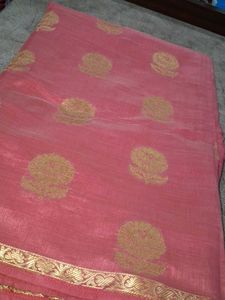 Elegant Pink Saree with Gold Motifs