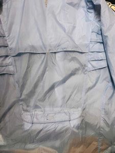 🎧🏃‍♀️Nike Lightweight Windbreaker Jacket