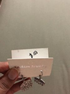 Earrings- Metal/Black