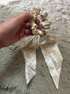 new floral hair scrunchie with bow