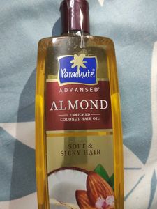 Parachute advanced almond oil