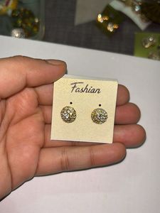 2 Set Of Earrings