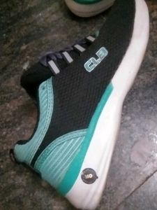 Softsters Columbus Sports Shoes Size 7
