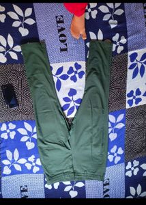 Unisex Green Pant