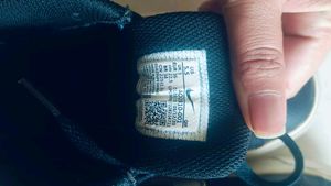Nike Dark Blue Sneakers