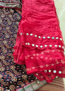 Lehenga Choli With Jewellery