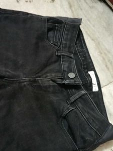 black jean