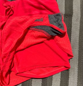 GYM/YOGA SHORTS