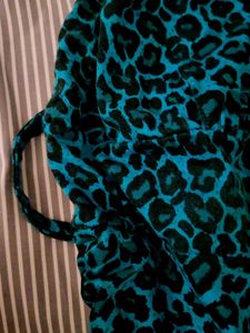 y2k animal print tube top