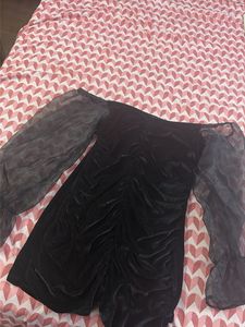Chic Black Velvet Ruched Dress