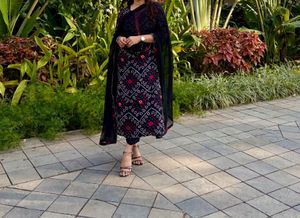 Stylish Black Bandhani Kurta Set