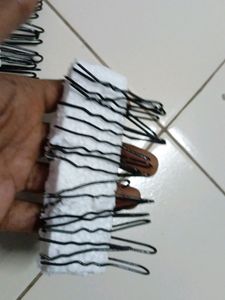 Juda Pins (100 In Total)