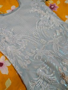 An elegant Pakistani suit