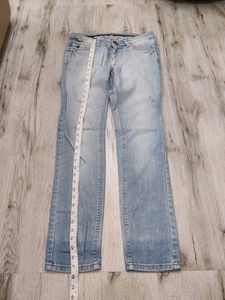 Ma5870 Umm savvy jeans waist 28 inches