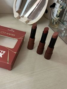 lipstick