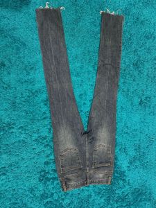 Stylish High-Waisted Denim Jeans