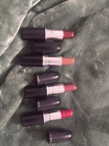 MAC Lipsticks Set of 4