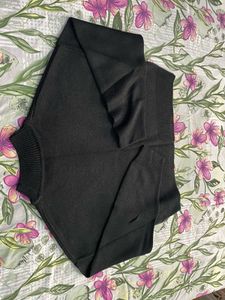 Black Cropped Knit Sweater