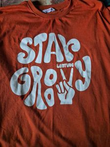 Stay Groovy Graphic oversized Tee