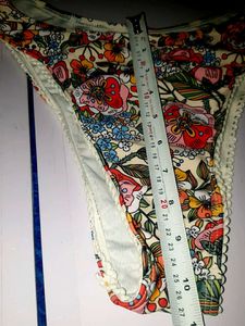 Floral Lace Trim Thong 40-42 size