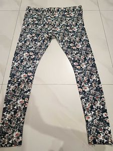 Black printed Leggins