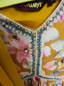 Beautiful Floral Print Kurta Set