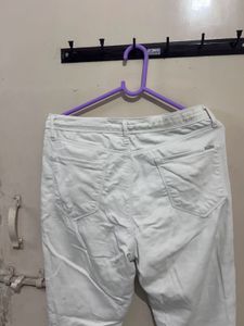 White High-Waisted Women Jeans