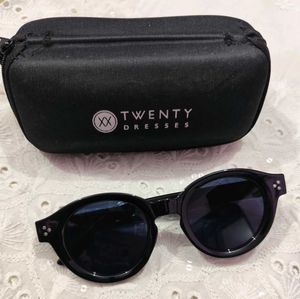 Twenty Dresses Solid Round Sunglasses
