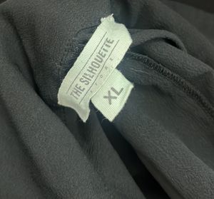Black Sleeveless Overcoat (Women)