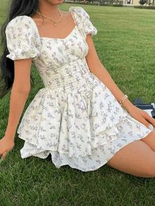 floral mini dress🦢🍄